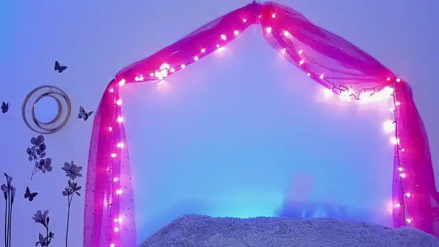 Eva Lee  online show from January 18, 2025, 8:31 am