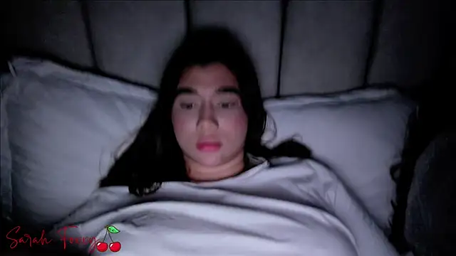 Snapshot of Foxxy222_ chatting on February 26, 2025, 6:26 am Foxxy222  online show from February 26, 2025, 6:26 am