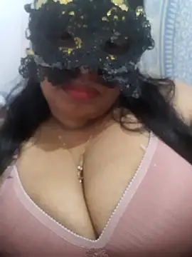 Snapshot of chubby_wife chatting on July 28, 2026, 12:01 pm chubby wife online show from July 28, 2026, 12:01 pm