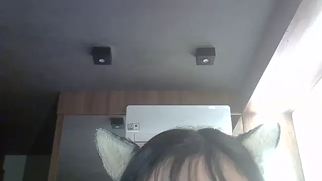Skinny-Kitten online show from May 4, 2026, 3:24 am