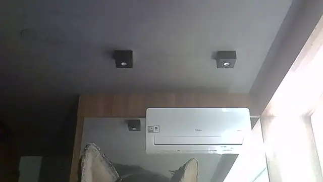 Skinny-Kitten online show from June 30, 2026, 12:11 am