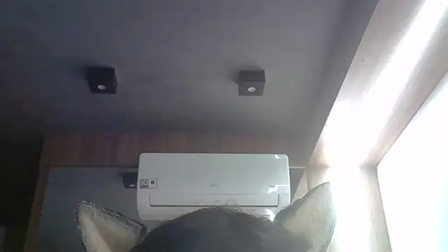 Skinny-Kitten online show from July 4, 2026, 5:13 am