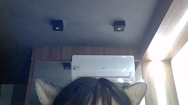 Skinny-Kitten online show from July 19, 2026, 7:17 pm