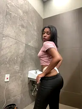 ATENEA SEXXXY online show from November 12, 2025, 7:57 pm