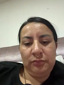 Snapshot of Abril_Luv chatting on February 6, 2026, 1:54 am Abril Luv online show from February 6, 2026, 1:54 am