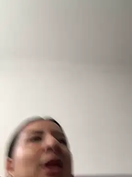 Snapshot of Abril_Luv chatting on March 14, 2026, 12:43 pm Abril Luv online show from March 14, 2026, 12:43 pm