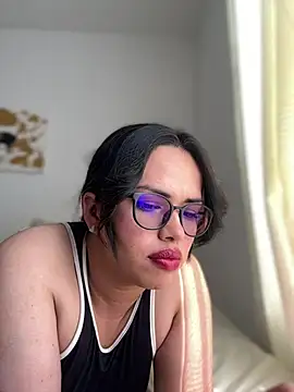 andra rose online show from January 19, 2025, 1:22 pm