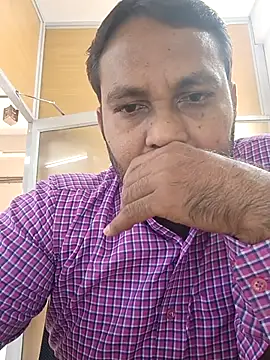 Snapshot of adicma123 chatting on September 17, 2025, 8:27 am adicma123 online show from September 17, 2025, 8:27 am