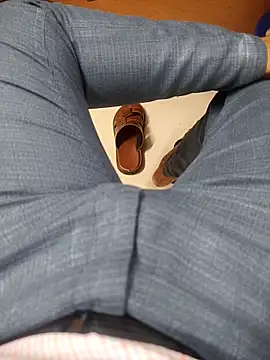 Snapshot of adicma123 chatting on October 21, 2025, 6:25 am adicma123 online show from October 21, 2025, 6:25 am