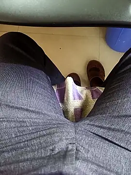 adicma123 online show from January 8, 2026, 3:53 am