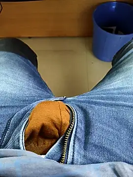 adicma123 online show from January 13, 2026, 6:29 am