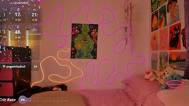 Cinnamon Meow online show from March 27, 2026, 2:39 am