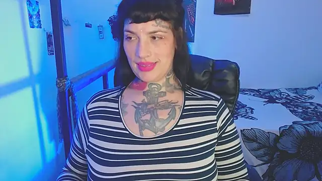 VampGirl1 online show from December 5, 2024, 5:28 pm