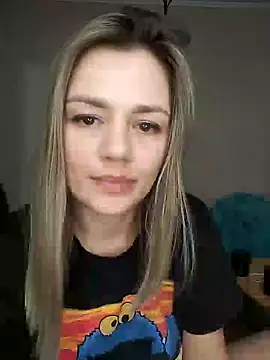 KrissSexi online show from February 1, 2025, 5:37 pm