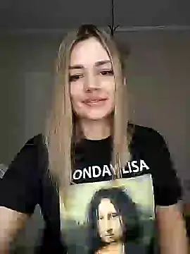 KrissSexi online show from February 3, 2025, 5:24 pm