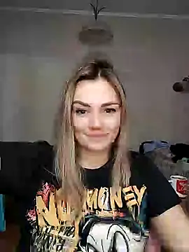 KrissSexi online show from February 12, 2025, 2:43 pm