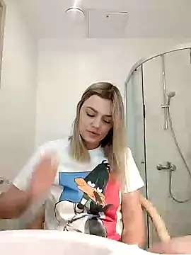 KrissSexi online show from February 14, 2025, 7:02 pm