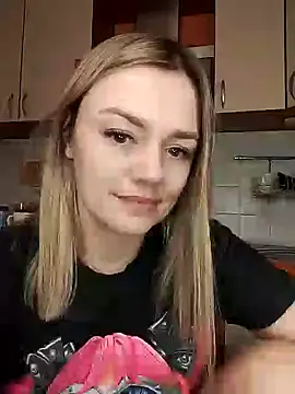 KrissSexi online show from February 16, 2025, 5:04 pm
