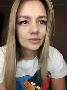 KrissSexi online show from February 18, 2025, 2:59 pm