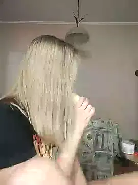 KrissSexi online show from February 21, 2025, 5:24 am