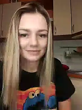 KrissSexi online show from February 25, 2025, 7:47 pm