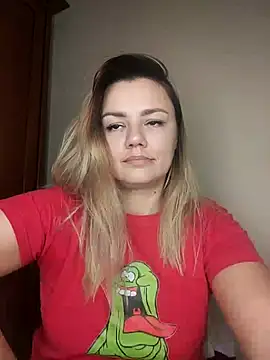 KrissSexi online show from December 20, 2025, 1:29 pm