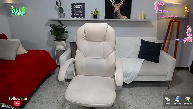 Snapshot of Bianca____ chatting on September 25, 2025, 11:41 pm Bianca     online show from September 25, 2025, 11:41 pm