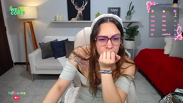 Snapshot of Bianca____ chatting on October 18, 2025, 12:35 am Bianca     online show from October 18, 2025, 12:35 am