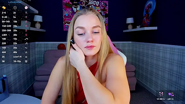 Snapshot of Barbie_Lis chatting on February 26, 2025, 2:37 am Barbie Lis online show from February 26, 2025, 2:37 am