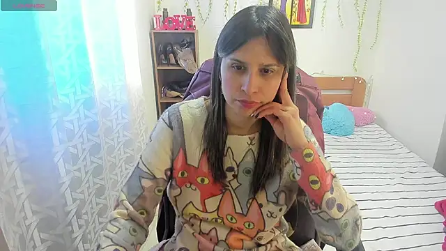 Snapshot of lauren_ashlee chatting on October 31, 2025, 3:57 pm lauren ashlee online show from October 31, 2025, 3:57 pm