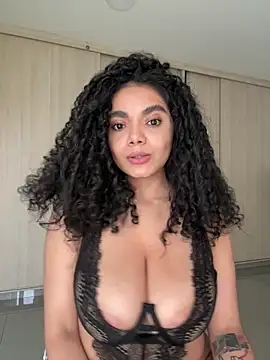 Mariecurl online show from February 8, 2026, 6:55 pm