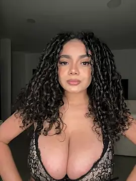 Mariecurl online show from June 18, 2026, 11:53 pm