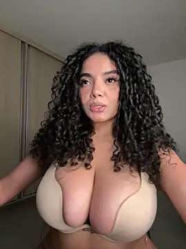 Mariecurl online show from June 20, 2026, 12:47 am