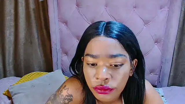 AFRICANGODDESSXXX online show from August 7, 2026, 6:32 pm