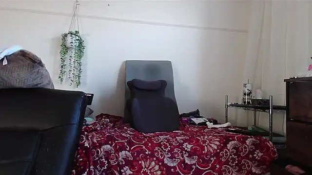 VANESSADDD online show from July 11, 2026, 3:37 pm
