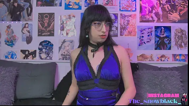 snowblack  online show from February 24, 2026, 2:26 pm