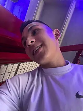 Snapshot of liuscast22 chatting on March 16, 2025, 4:12 pm liuscast22 online show from March 16, 2025, 4:12 pm