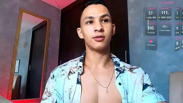 Snapshot of liuscast22 chatting on September 20, 2025, 3:57 pm liuscast22 online show from September 20, 2025, 3:57 pm