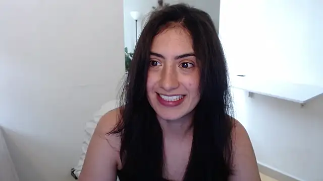 MIYESSI online show from May 6, 2026, 4:12 pm