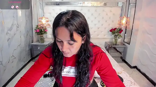 Georgina-Musk online show from February 17, 2025, 7:53 pm