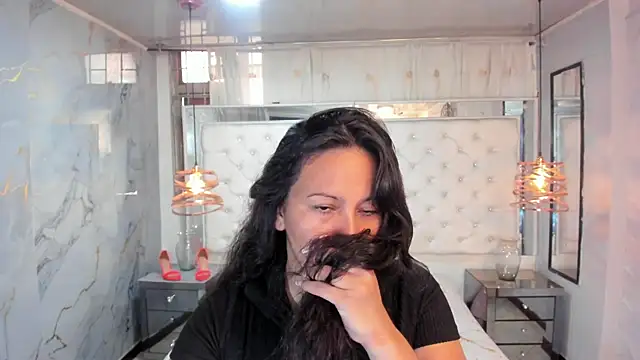 Georgina-Musk online show from February 28, 2025, 7:56 pm
