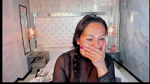 Georgina-Musk online show from March 19, 2025, 7:49 pm