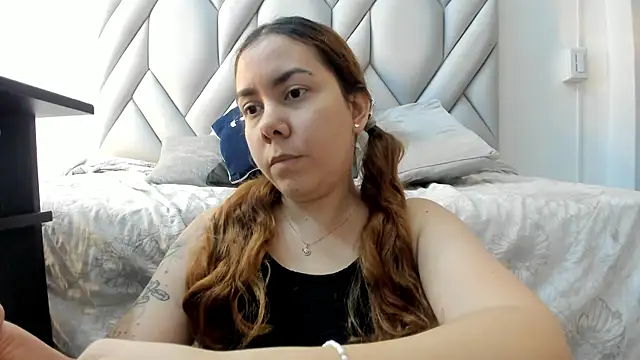 Snapshot of SakuraLee_ chatting on February 28, 2025, 7:46 pm SakuraLee online show from February 28, 2025, 7:46 pm