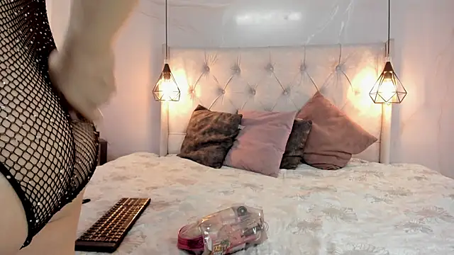 Snapshot of SakuraLee_ chatting on October 9, 2025, 1:31 pm SakuraLee online show from October 9, 2025, 1:31 pm