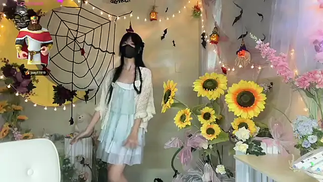 Your-Sunshine online show from October 25, 2025, 5:15 am