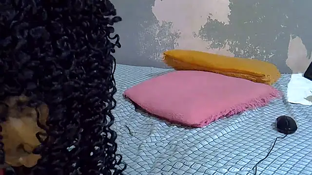 sweetchocolate9 online show from July 3, 2026, 7:42 pm