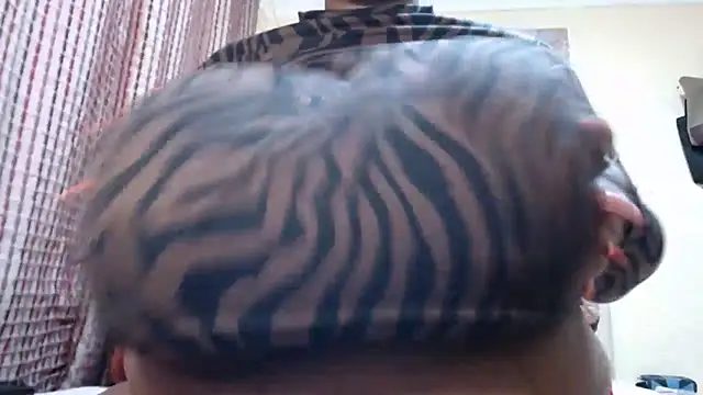 CHOCOLATEDARKBUSTYX online show from May 11, 2026, 6:41 am