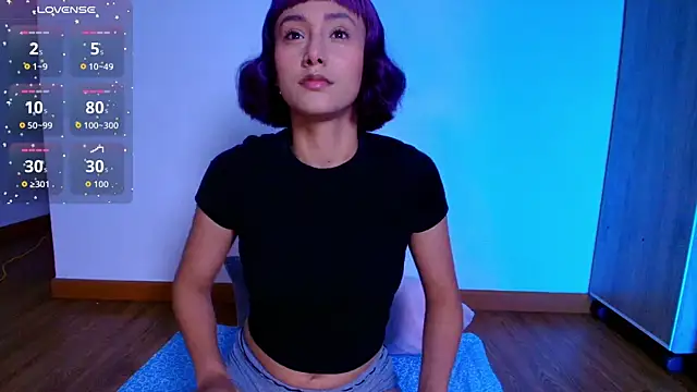 tati cardenas online show from June 7, 2026, 4:27 am