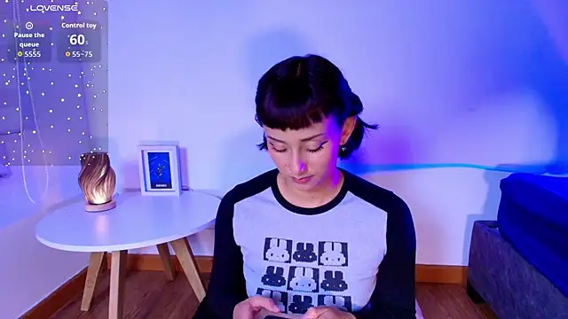 tati cardenas online show from June 14, 2026, 3:41 am