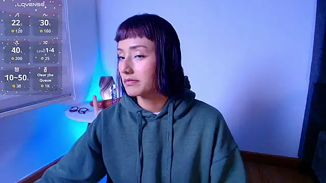 tati cardenas online show from June 22, 2026, 2:24 am